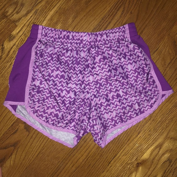 Girls athletic shorts! - Picture 1 of 3